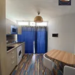 Cristian Delfines Apartment *